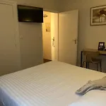 Contact De Hotel