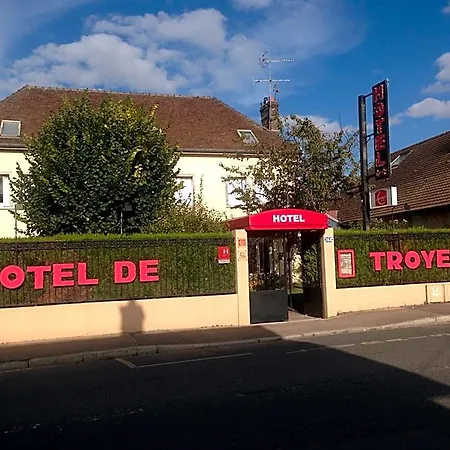 Contact De Troyes